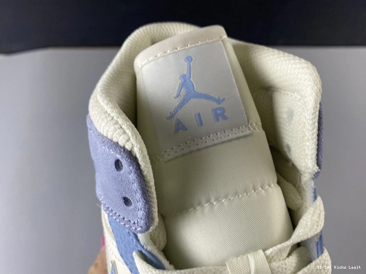 Air Mid DA4666-100  Jordan 1 1103